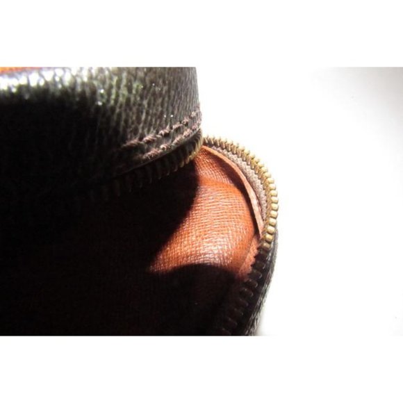 Louis Vuitton Brown Marly Dragonne Clutch Wristlet - Picture 8 of 11